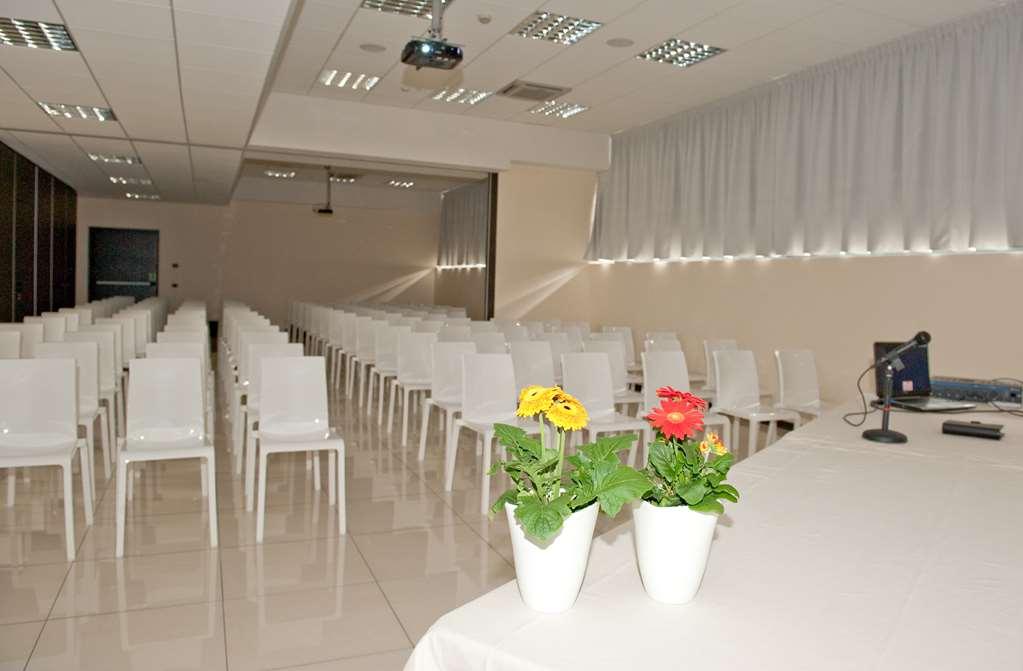 Hotel Rivarolo Rivarolo Canavese Konforlar fotoğraf